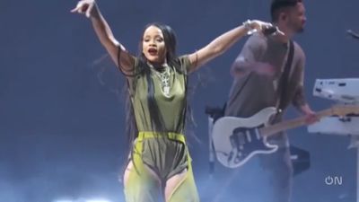 Rihanna Live Made In America Fest