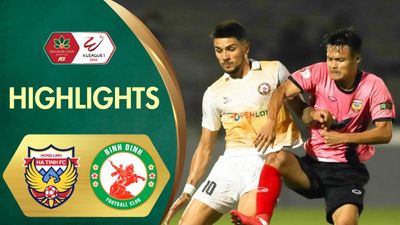 Highlights: Hồng Lĩnh Hà Tĩnh vs Topenland Bình Định - Vòng 4 Night Wolf V.League 2022